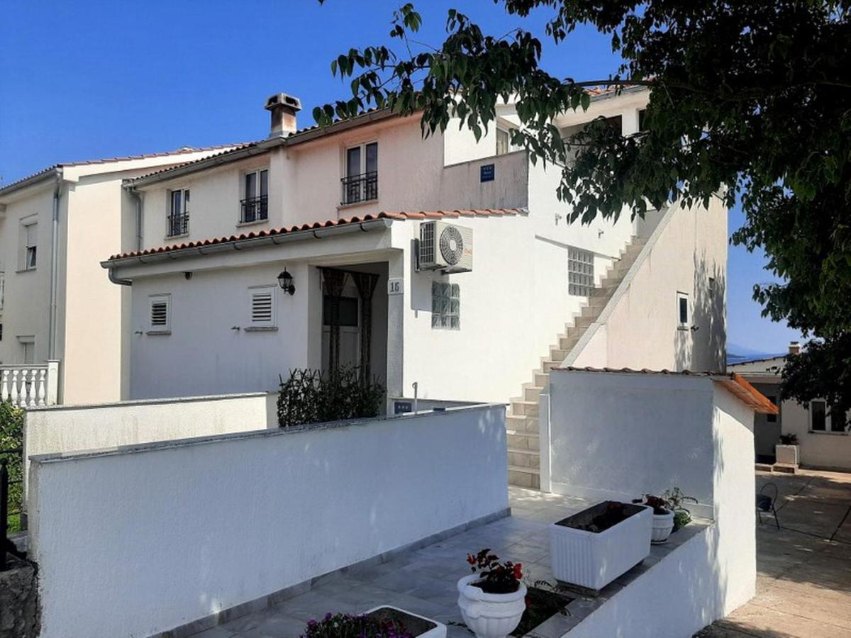 Apartments Nada Krk Island Exterior foto